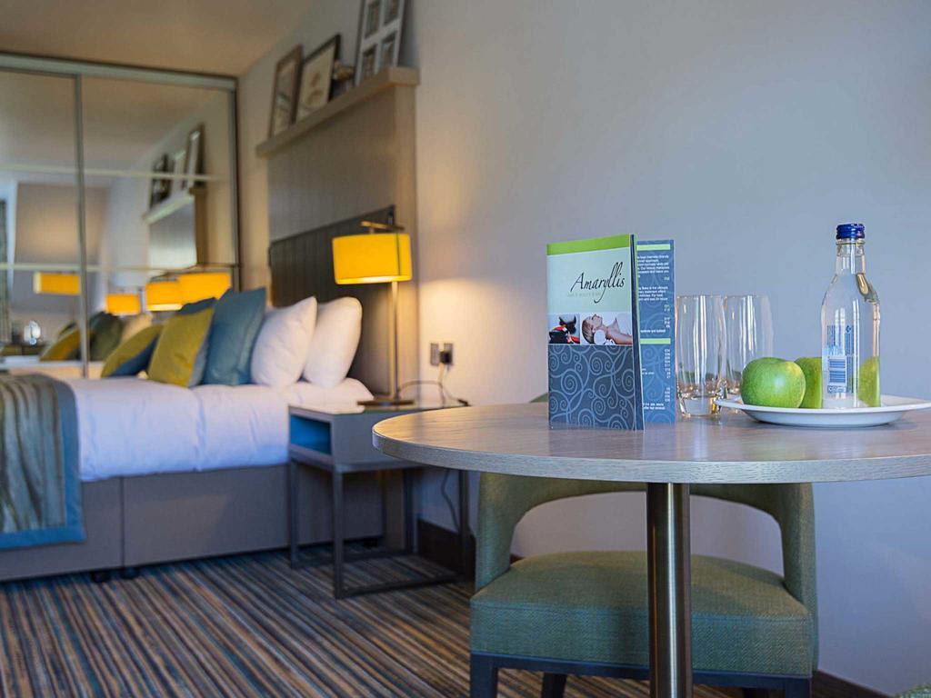 The Waterside Hotel سيميل المظهر الخارجي الصورة