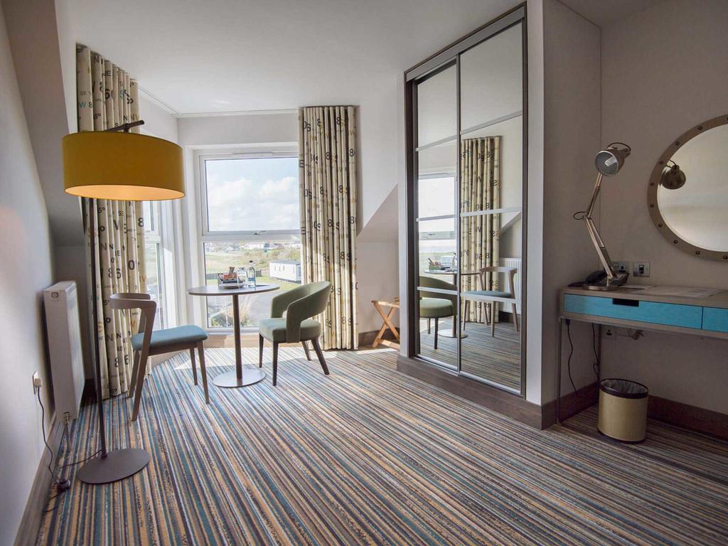 The Waterside Hotel سيميل المظهر الخارجي الصورة